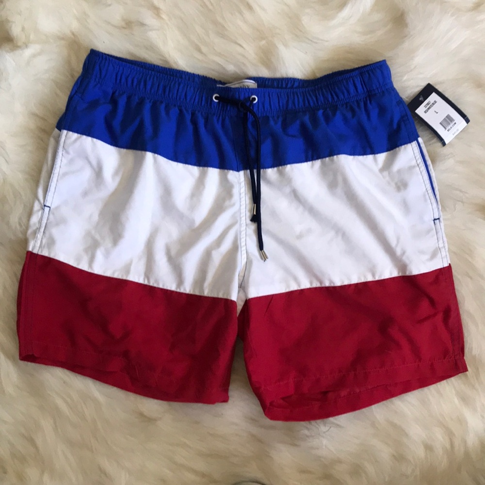 Crown & Ivy Men’s Large Bathing Suit 💙